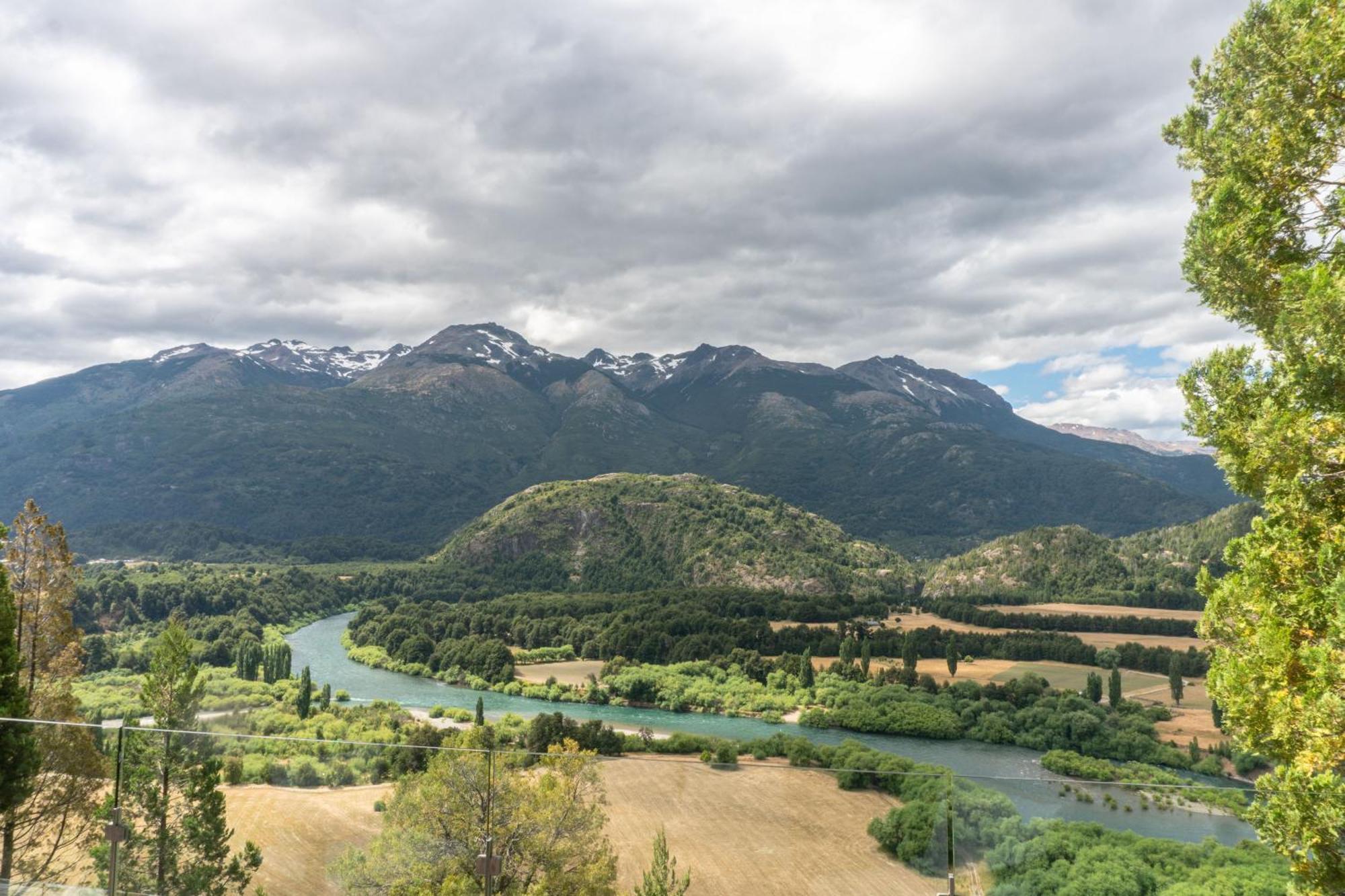 Uman Lodge Patagonia Chile Futaleufú Exterior foto